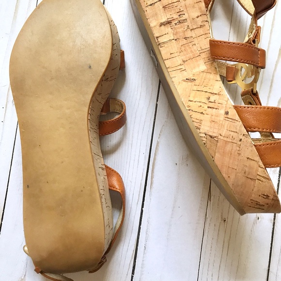 *SOLD* Michael Kors Wedge Sandal - Picture 4 of 4